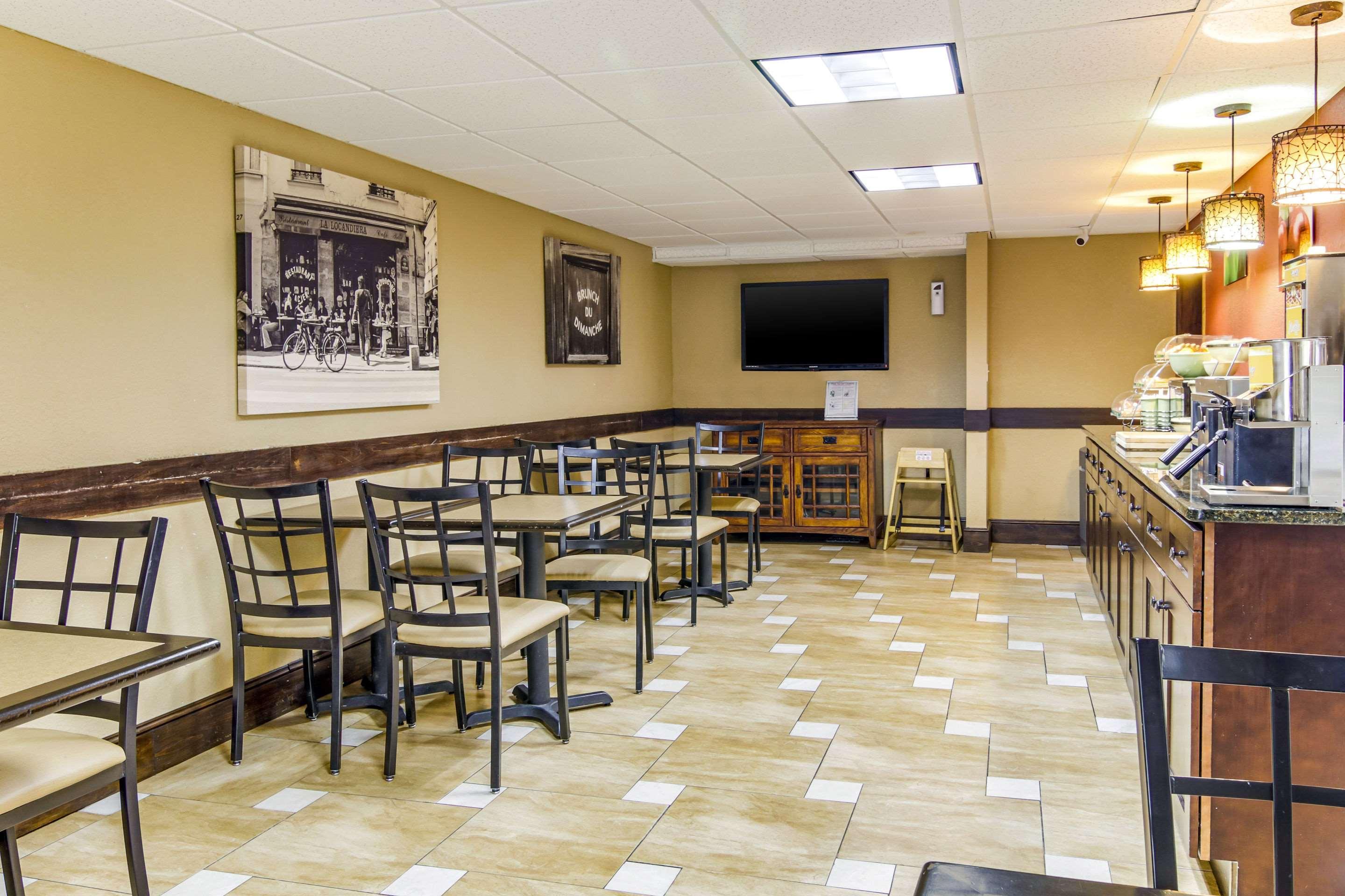 Inn Quality & Atlanta Stone Mountain