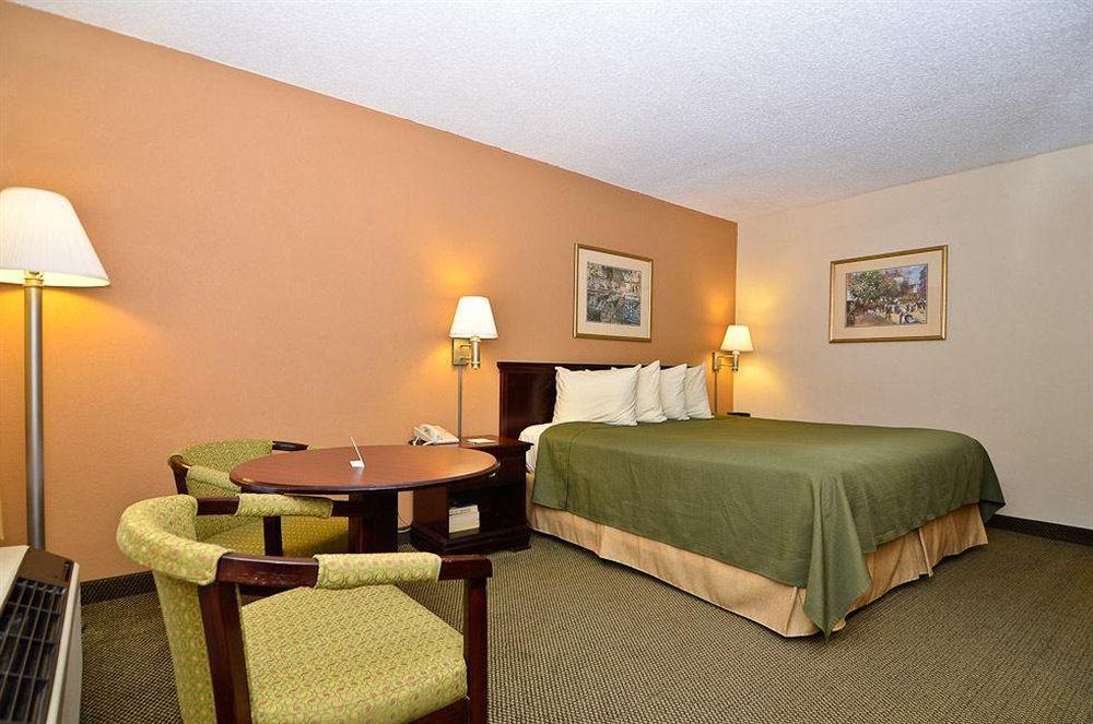 Quality & Atlanta Inn 3*
